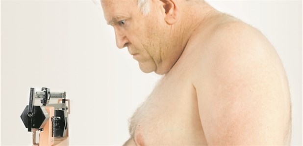 Grosse Und Dicke Menschen Haben Es Schwer Bei Vorhofflimmern