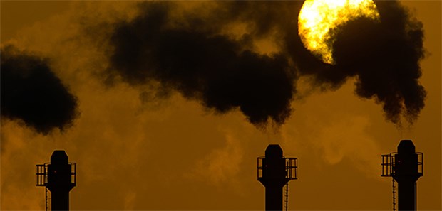 Neuer Rekord bei Treibhausgas-Konzentration Die Konzentration der klimaschädlichen Treibhausgase in der Atmosphäre ist nach den Messungen der Klimaforscher so hoch wie nie. Mitverantwortlich: die Verbrennung von Kohle, Öl und Gas, die Zementproduktion und andere Industrieprozesse. (im Bild ein Blockheizkraftwerk am neuen Flughafen BER in Schönefeld bei Berlin.)