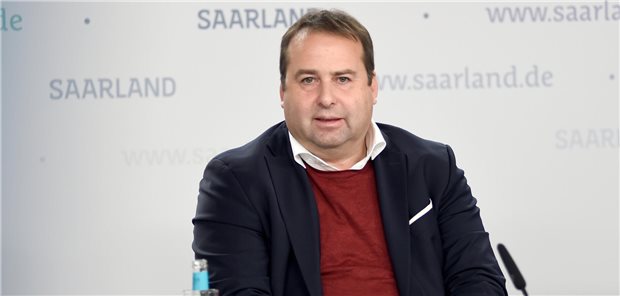 Saar-Landtag bringt Klinikreform auf den Weg Saarlands Gesundheitsminister Magnus Jung