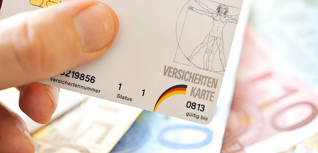Wucherzinsen adé Die Krankenkassen fehlen rund 2,15 Milliarden Euro, weil freiwillig Versicherte ihre Beiträge nicht bezahlen.