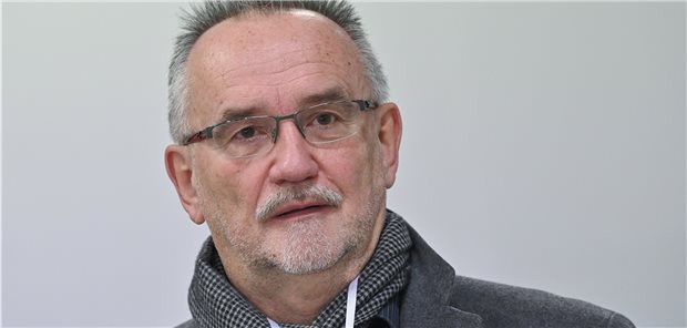 Die Lagerung der Impfstoffe sei derzeit noch so anspruchsvoll, dass jenseits der Impfzentren und mobiler Teams Impfungen kaum möglich seien, findet Peter Noack, Vorstandsvorsitzender der KV Brandenburg.