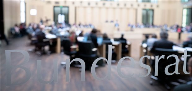 MVZ-Verband: „Bundesländer befeuern Versorgungsknappheit“ Die MVZ-Regulierung soll Thema im Bundesrat werden: Rheinland-Pfalz, Bayern und Schleswig-Holstein wollen einen Entschließungsantrag einbringen.