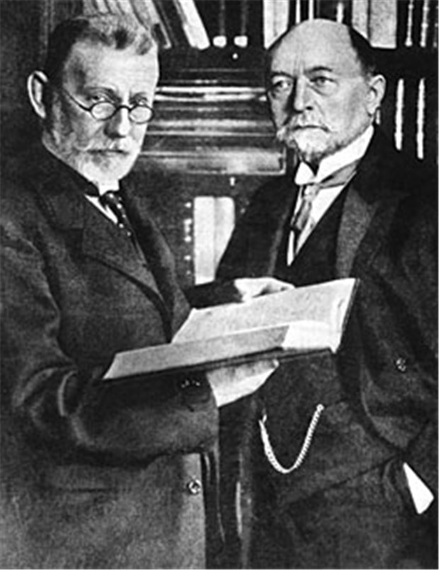 Der unbeliebte 'Retter der Kinder' Die Medizin-Pioniere Emil Behring (l) und Paul Ehrlich ( in einer Fotomontage, erschienen am 12. März 1914 auf der Titelseite der "Berliner Illustrirten Zeitung).