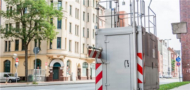So hoch war die Stickstoffdioxid-Belastung 2020 von Aachen bis Zwickau Die Messstationen haben im vergangenen Jahr weniger Luftverschmutzung registriert. Das liegt nicht nur an Corona, betont das Umweltbundesamt.