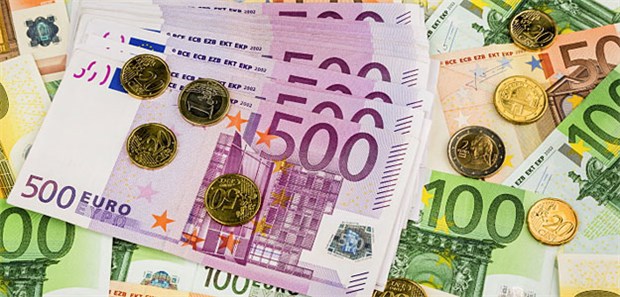 Ärzteversorgung kämpft um Rendite Die Niedrigzinsphase hinterlässt ihre Spuren.