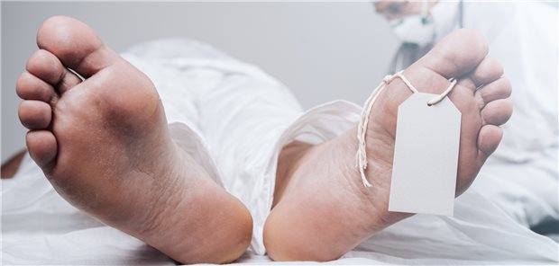 COVID-Todesfälle: Baden-Württemberg fördert Obduktionen an Unikliniken Die Pathologien an den baden-württembergischen Unikliniken sollen im Rahmen der „obduktionsbasierten COVID-19-Forschung“ bis 2024 insgesamt 3,3 Millionen Euro Förderung erhalten.