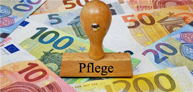 Wissenschaftler sollen Weg zur Finanzierung der Pflegekosten aufzeigen Die Pflegekosten steigen nicht nur in der gesetzlichen Pflegeversicherung immer weiter, sie machen auch in der privaten Versicherung Probleme. Nun soll eine Expertenkommission Lösungen erarbeiten.