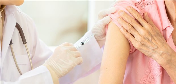 Pneumokokken-Impfung derzeit nur noch für Risikogruppen Die Priorisierungsempfehlung bei Pneumovax®23 gilt unter anderem für die Gruppe der Über-70-Jährigen.