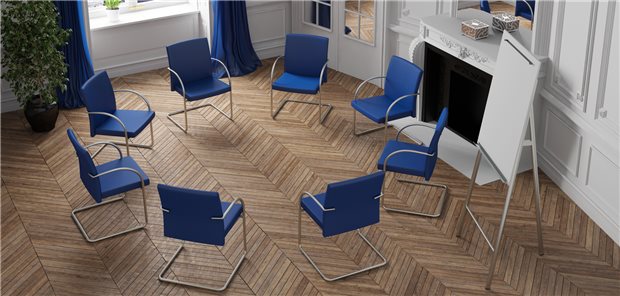 Die Psychotherapeuten drohen Privatpatienten und Bundesgesundheitsminister Lauterbach indirekt mit der Politik des leeren Stuhls, erfolge nicht bald eine GOP-Reform.