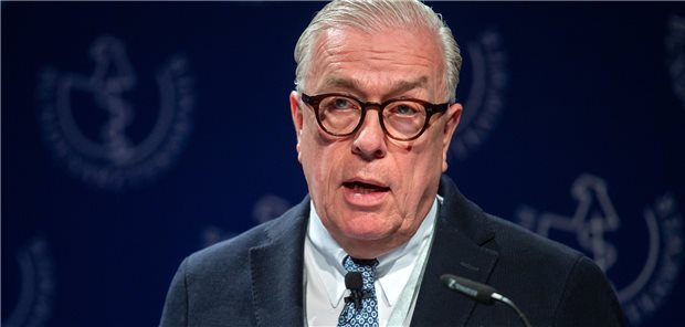 BÄK-Präsident Reinhardt: Bei Klinikreform Fachkräftegewinnung beachten! „Die Reform darf die ohnehin bestehenden Nachwuchsprobleme nicht verschärfen“: BÄK-Präsident Dr. Klaus Reinhardt (Archivbild).