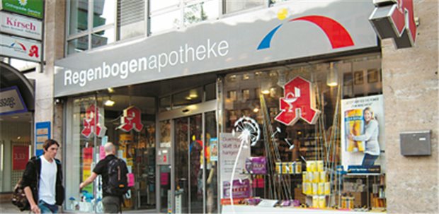 Die Regenbogenapotheke befindet sich in der Münchner Innenstadt in der Nähe des Sendlinger Tors. © sto (2)