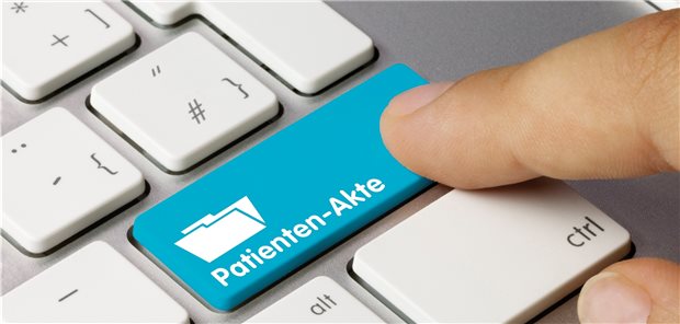 Kabinett beschließt Regeln für die Patientenakte Die Regierung geht davon aus, dass im ersten Jahr nach Einführung rund 20 Prozent der etwa 72 Millionen GKV-Versicherten die elektronische Patientenakte nutzen werden.