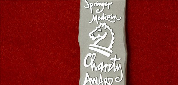 Die Säule des Charity Awards.