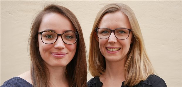 Sprachtherapie-App gewinnt Digitalen Gesundheitspreis Die Siegerinnen von Neolexon: (v.l.) Mona Späth und Hanna Jakob.