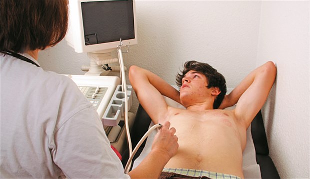 Abklärung der Ursache in drei Stufen bei erhöhten Transaminasen Die Sonografie gehört zur Basisdiagnostik bei vermuteter Lebererkrankung.