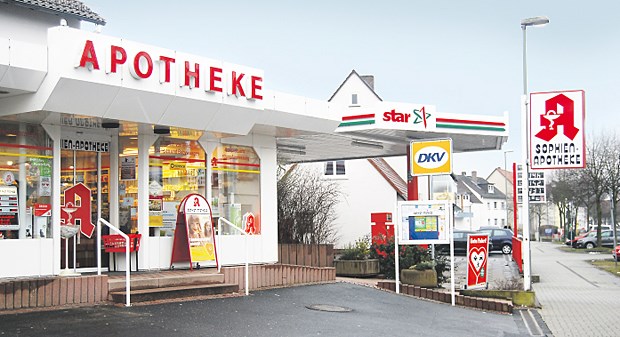 Nichts ist unmöglich - mit Service punkten Die Sophien-Apotheke in Kassel-Oberzwehren wird schon in 3. Generation als Familienbetrieb geführt