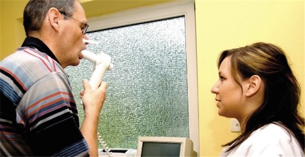 "Kortisontablette bei COPD maximal 14 Tage!" Die Spirometrie ist nicht nur wichtig für die Diagnose bei COPD, sondern etwa auch für die Beurteilung des Schweregrades einer Exazerbation.