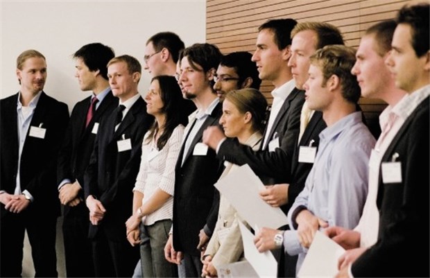 Wann kommt das Starbucks des Gesundheitssystems? Die Stipendiaten im Programm Medical Excellence 2009.