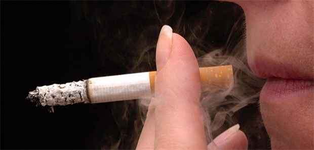 Rauchen macht Nutzen der Radiatio zunichte Die Strahlentherapie kann an Brustkrebs erkrankten Raucherinnen schaden.