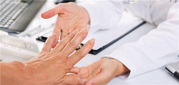 Für die Autoren und Autorinnen macht es nach Auswertung der gepoolten Daten aus 14 Beobachtungsstudien Sinn, bei der Auswahl von RA-Medikamenten gegebenenfalls zu berücksichtigen, ob die Patienten eine bereits bestehende Demenz oder ein besonders hohes Demenz-Risiko haben und dann, wenn möglich, bevorzugt Biologika zu verordnen.