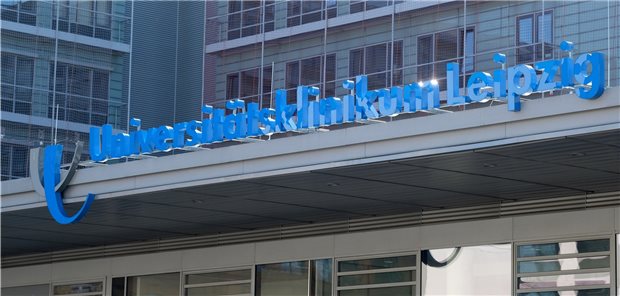 Große Kliniken wollen Führungsrolle bei Corona-Ausbrüchen Die Uniklinik Leipzig ist einer von drei Maximalversorgern in Sachsen. Die drei großen Kliniken würden auch bei weiteren Corona-Ausbrüchen gerne eine Steuerungsfunktion übernehmen.