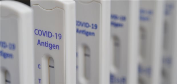 Patientenschützer für Fortsetzung der kostenlosen Bürgertests Die Verordnung, die die Finanzierung der kostenlosen Bürgertests durch den Bund regelt, läuft nach dem 30. Juni aus (Symbolbild).