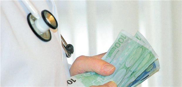 Die Versorgung privat versicherter Patienten sorgt bei niedergelassenen Haus- und Fachärzten für ein ordentliches Honorar-Zubrot. 