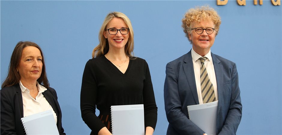 Ethikrat mahnt umfassende Durchimpfung gegen Corona an