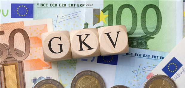 Die Vorstandsverträge der Kassen-Chefs müssen den Aufsichten zur Prüfung vorgelegt werden.