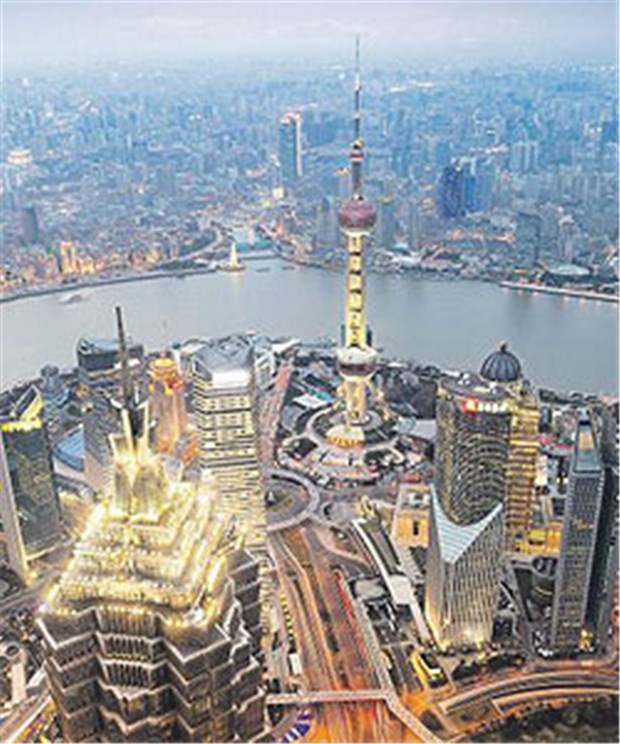 Deutsches Know-how für Chinas Aufstieg Die Wirtschaftsmetropole Shanghai ist zum Sinnbild des rasanten Wachstums im aufstrebenden China geworden.