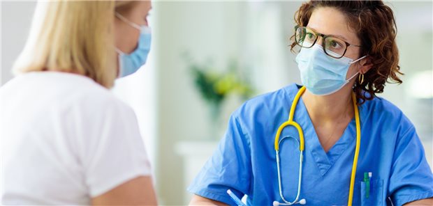 Corona-Risiken im Gesundheitswesen sinken Die Zahl der Corona-Infektionen bei Mitarbeitern im Gesundheitswesen ist im Vergleich zum Beginn der Pandemie deutlich gesunken.
