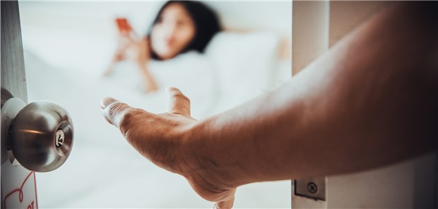 Deutlich mehr sexuelle Gewalt gegen Kinder Die Zahl der Kindeswohlgefährdungen durch sexuelle Gewalt hat nach Angaben von Destatis im vergangenen Jahr um 20 Prozent zugenommen.