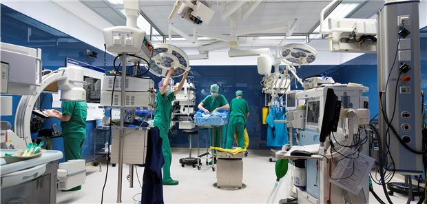 Zahl der Krankenhausfälle steigt Die Zahl der Krankenhausfälle in Deutschland steigt laut neuestem Barmer-Krankenhausreport.
