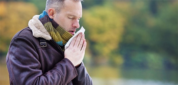 Grippezeit ist Herzinfarktzeit Die Zahl der kardiovaskulären Ereignisse ist in den Wintermonaten deutlich höher als im übrigen Jahr. Erklärt wird das auch mit den entzündlichen Eigenschaften von Influenza.