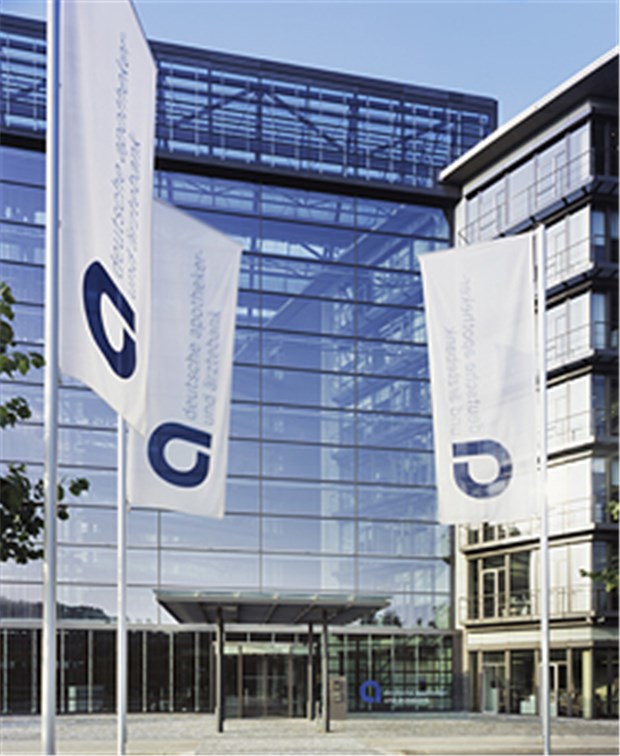 apoBank reagiert auf Ermittlungen gegen Geschäftspartner Die apoBank-Zentrale in Düsseldorf: Ärger mit der Immobiliengesellschaft Licon.
