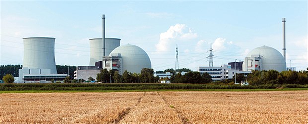 Alte AKW sorgen für Verunsicherung Die beiden Atommeiler Biblis A und B sind seit den 70er Jahren in Betrieb. Kritiker sehen viele Sicherheitsmängel.