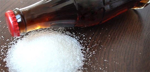 Darum bringt eine Zuckersteuer nichts! Die großen Zuckermengen in Softdrinks begünstigen Übergewicht und Diabetes.