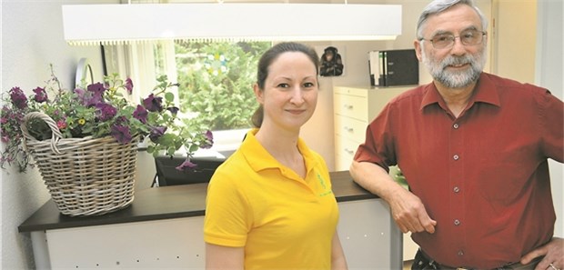 Junge Hausärztin setzt auf das Modell Einzelpraxis Die hausärztliche Einzelpraxis als Auslaufmodell? Nicht für Dr. Marie-Catherine Frederiksen, die bei Matthias Seusing aus Kiel einsteigt.