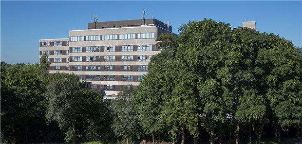 Frischer Wind in den imland-Kliniken Die imland-Klinik in Rendsburg wird sich im Zuge der Umstrukturierung auf komplexe Medizin und Notfallmedizin spezialisieren.