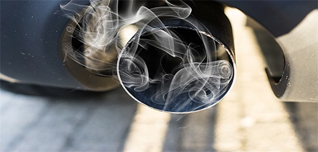 Die in Dieselabgasen enthaltenen Bestandteile Hexan und Formaldehyd sind schon mit ALS in Verbindung gebracht worden.