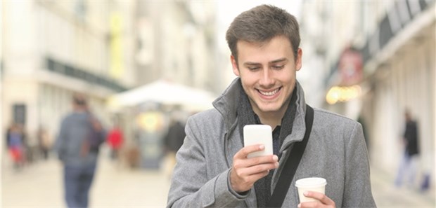 Mit modernen Medien Männer motivieren Die mobile Ansprache auf Probleme wie Hodenkrebs ist für junge Männer ein adäquater Weg, um auf Augenhöhe zu kommunizieren.