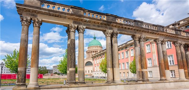 Die neue Regierung im Brandenburger Landtag musss sich erst noch finden. Die einzelnen Abgeordneten hat die KVBB schon mal für ihre gesundheitspolitischen Belange sensibilisiert.