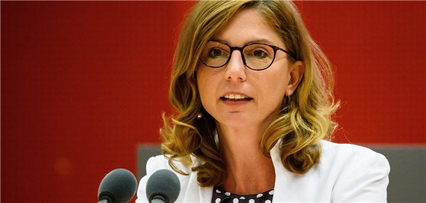 Masterplan für digitalisierte Gesundheit 2030 gesucht Die rheinland-pfälzische Gesundheitsministerin Sabine Bätzing-Lichtenthäler will bei der Digitalisierung der Gesundheitsversorgung im Land bis 2030 das große digitale Rad drehen.