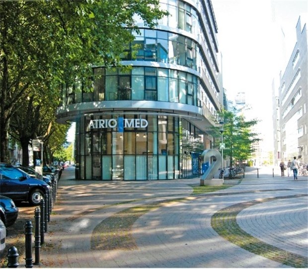Patientenakte, Samstagssprechstunde - was den MVZ der Techniker Kasse Zulauf beschert Die von der Techniker Kasse entwickelten Marken-MVZ - hier das Atrio-Med-MVZ in Köln - nehmen regelmäßig Patientenbefragungen vor.