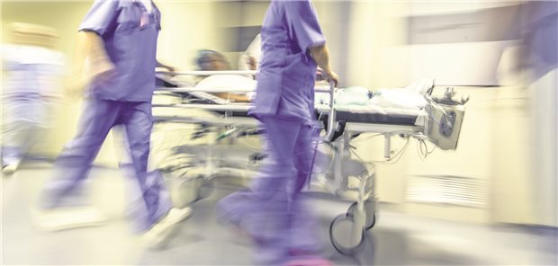 Verband: Krise britischer Notfallmedizin kostet Menschenleben Die winterliche Infektwelle sorgt in Großbritannien dafür, dass das knapp bemessene Personal in den Notfallstellen aus dem Laufschritt nicht mehr herauskommt.