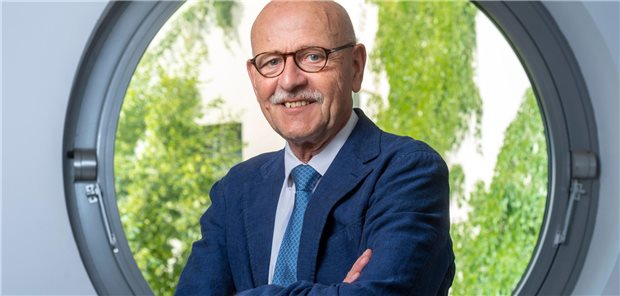 Die zu großen Teilen noch aus der ‚alten‘ UPD stammende Beratungskompetenz der UPD werde „grob fahrlässig und weithin unwiederbringlich verschleudert“, kritisiert der Gesundheitswissenschaftler und Vorsitzende des Paritätischen Gesamtverbands, Professor Rolf Rosenbrock.