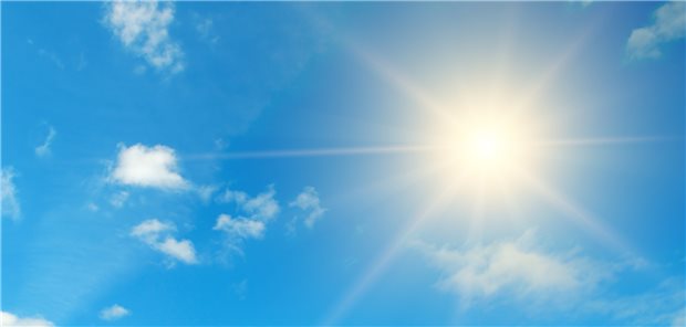 Altenhilfeverbände fordern Refinanzierung von Klimaschutz Die zunehmend aggressive Sonneneinstrahlung erfordert Investitionen. Wie in die Jahre gekommene Alten- und Pflegeheime die energetische Gebäudesanierung stemmen sollen, wird derzeit diskutiert.
