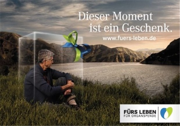 Großplakate rütteln auf für die Organspende Dieses Plakat hängt in 17 großen deutschen Städten.