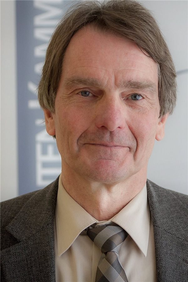 Droht mit Corona auch eine „Epidemie der Einsamkeit“? Dietrich Munz, Präsident der Bundespsychotherapeutenkammer.