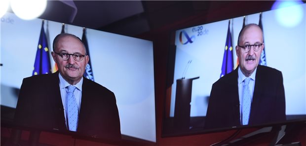 Staatssekretär Meister: „Dürfen das Vertrauen in die Forschung nicht verspielen“ Digital zugeschaltet: Forschungsstaatssekretär Dr. Michael Meister bei der virtuellen Galenus-Gala am Donnerstag in Berlin.